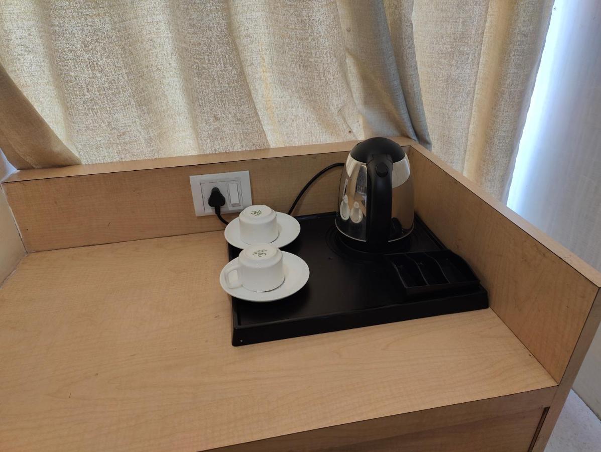 ניו דלהי Hotel Ronit Royal Delhi Airport By D'Capitol מראה חיצוני תמונה