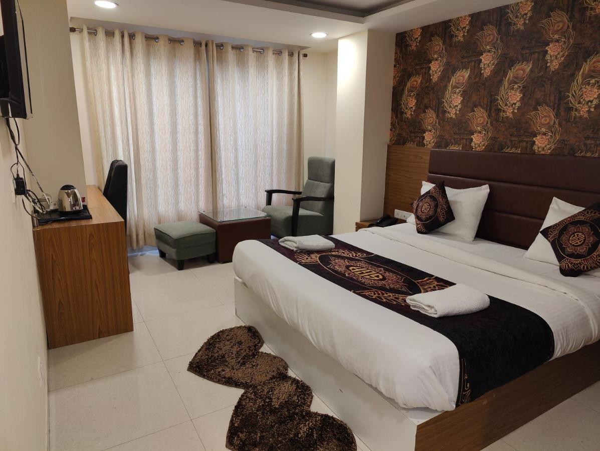 ניו דלהי Hotel Ronit Royal Delhi Airport By D'Capitol מראה חיצוני תמונה