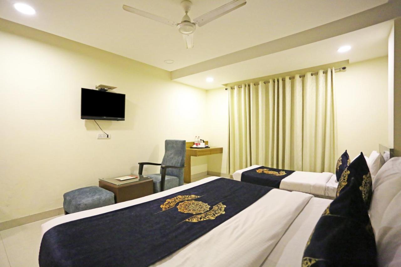 ניו דלהי Hotel Ronit Royal Delhi Airport By D'Capitol מראה חיצוני תמונה