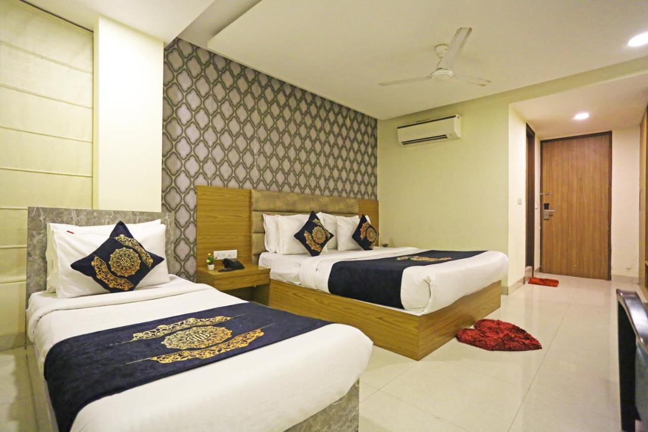 ניו דלהי Hotel Ronit Royal Delhi Airport By D'Capitol מראה חיצוני תמונה