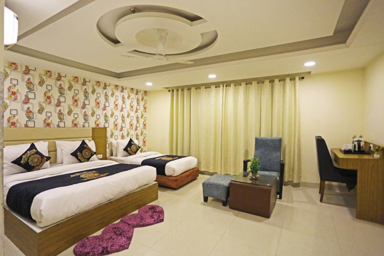 ניו דלהי Hotel Ronit Royal Delhi Airport By D'Capitol מראה חיצוני תמונה